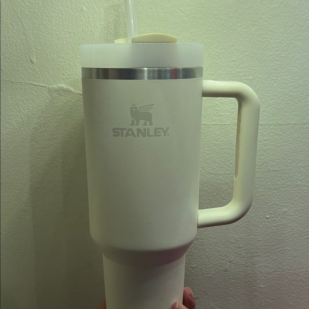 Stanley Cream Travel Mug with Handle and Straw